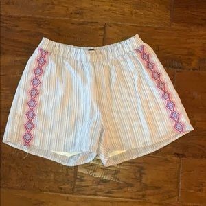 Flowy Blue/White shorts with colorful embroidery